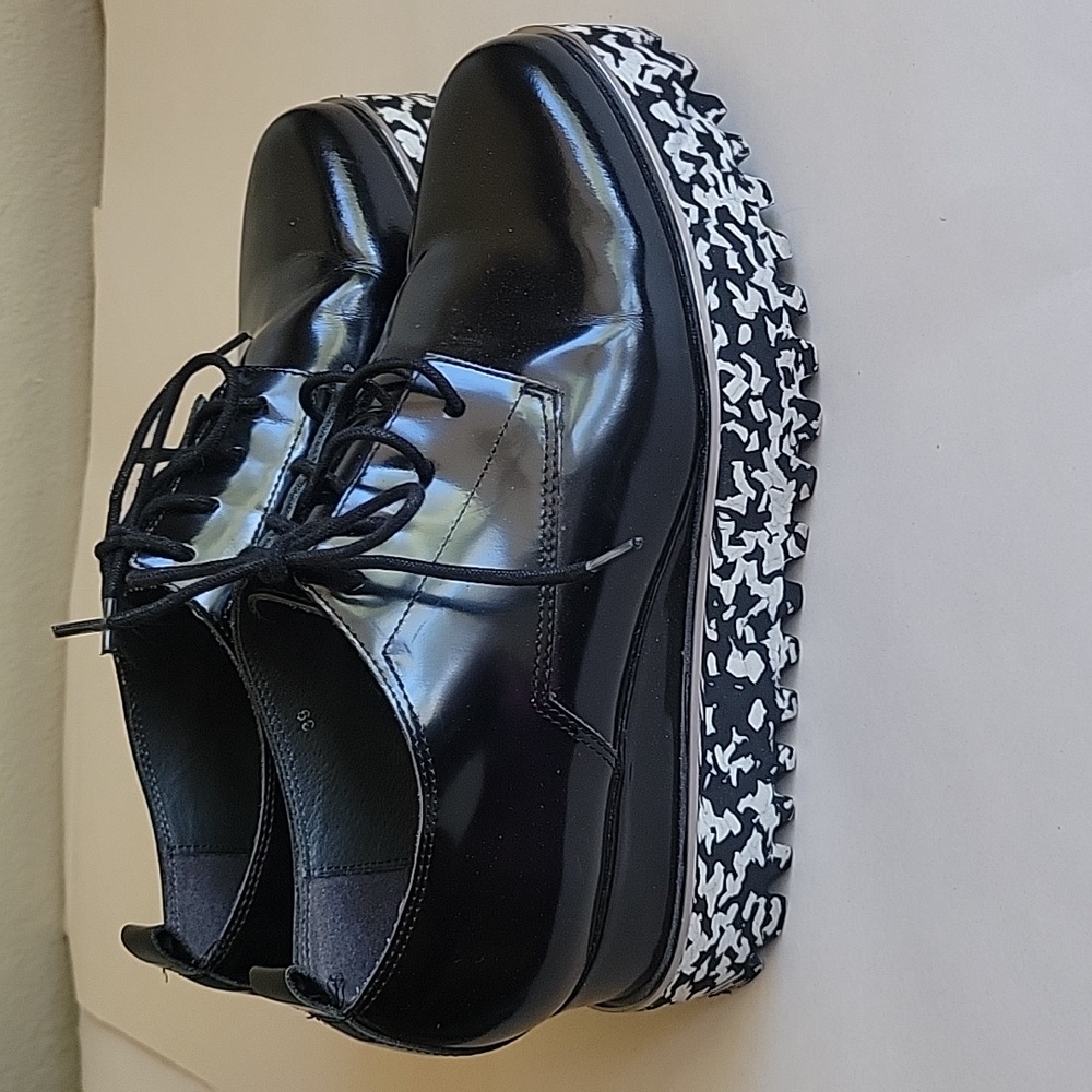 EUC. United Nude Juko Pop sz 39 shoes